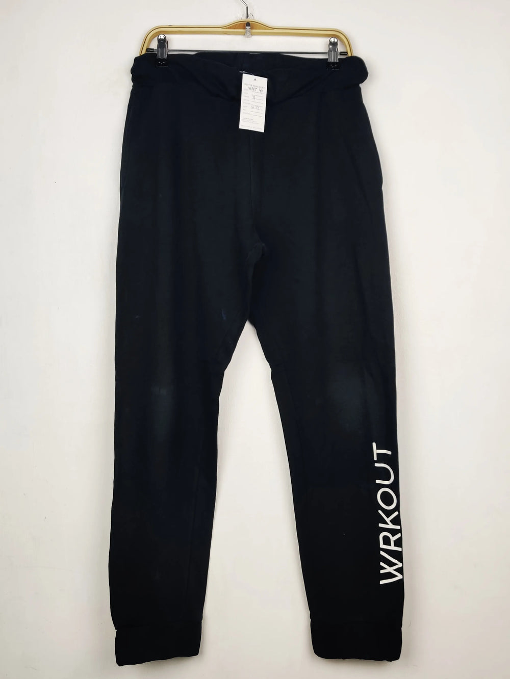 Buy online pre-used pre-loved 100% authentic & Original branded Wrkout (WMT-44) available in Pakistan. Top international brands avilable.