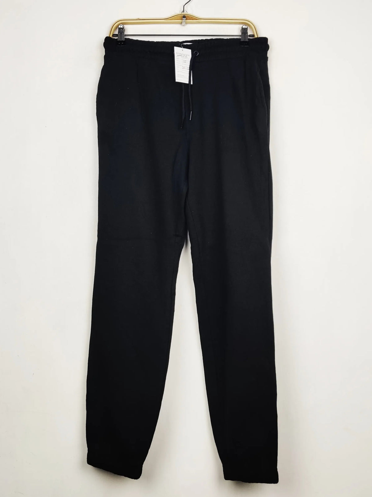 Buy online pre-used pre-loved 100% authentic & Original branded Primark (WMT-476) available in Pakistan. Top international brands avilable.