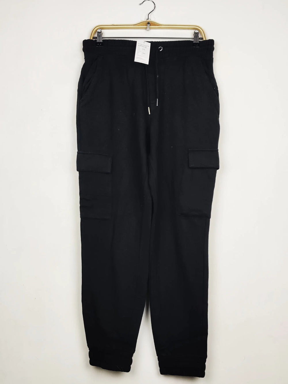 Buy online pre-used pre-loved 100% authentic & Original branded Primark (WMT-478) available in Pakistan. Top international brands avilable.