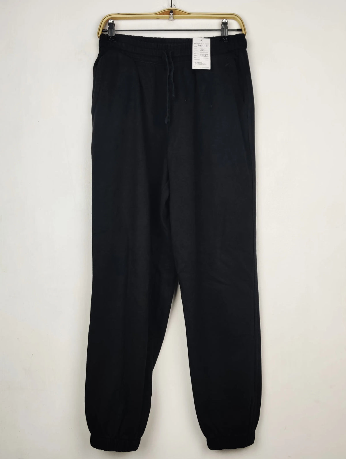 Buy online pre-used pre-loved 100% authentic & Original branded Unknown Brand (WMT-47) available in Pakistan. Top international brands avilable.