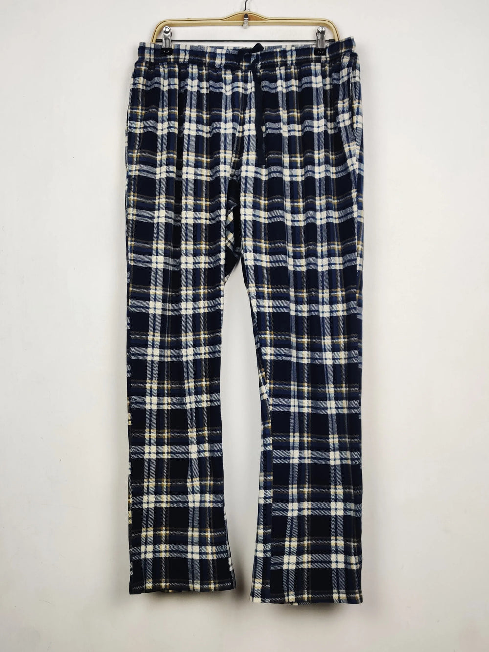 Buy online pre-used pre-loved 100% authentic & Original branded Primark (WMT-493) available in Pakistan. Top international brands avilable.