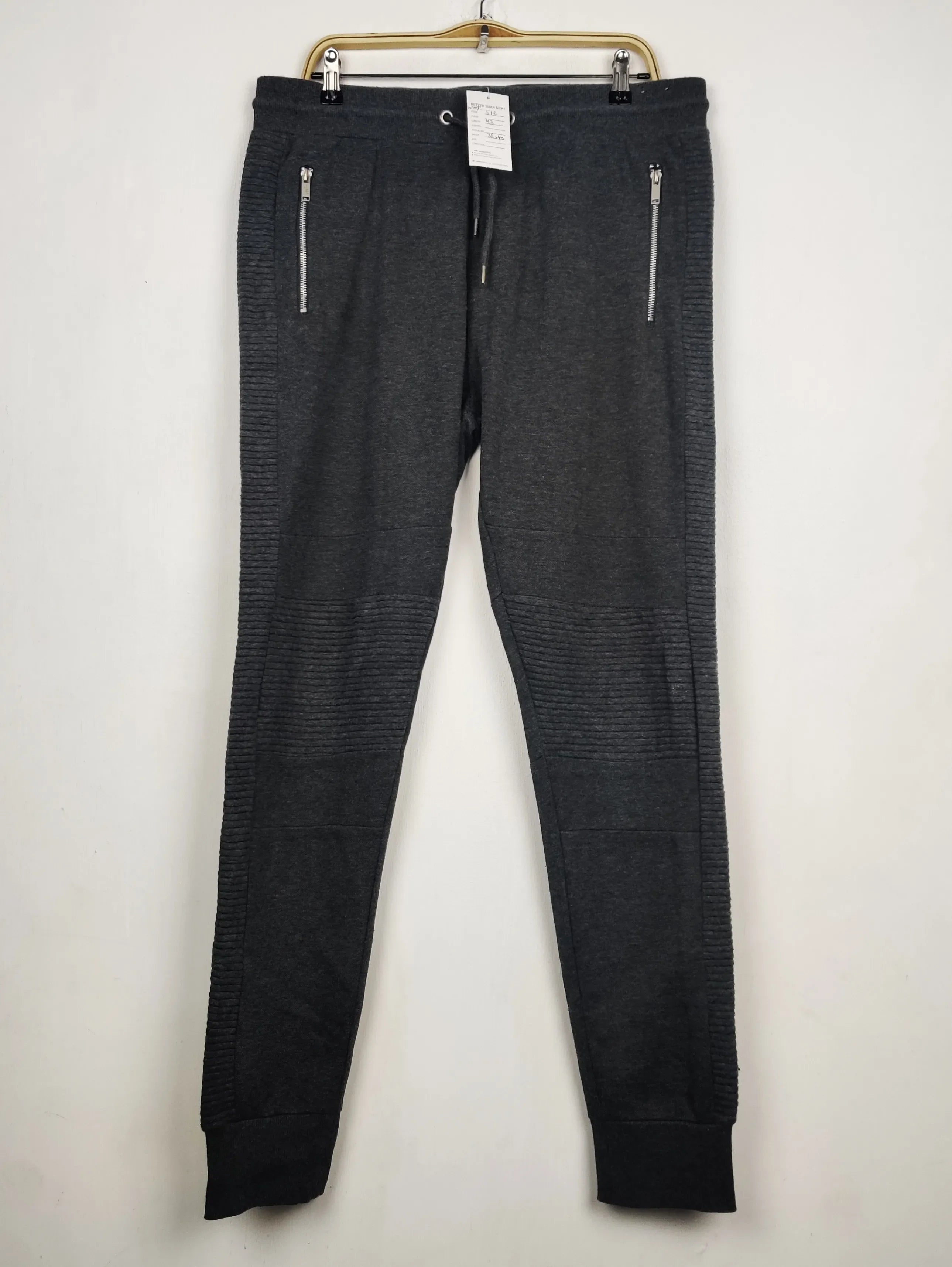 Buy online pre-used pre-loved 100% authentic & Original branded Primark (WMT-512) available in Pakistan. Top international brands avilable.