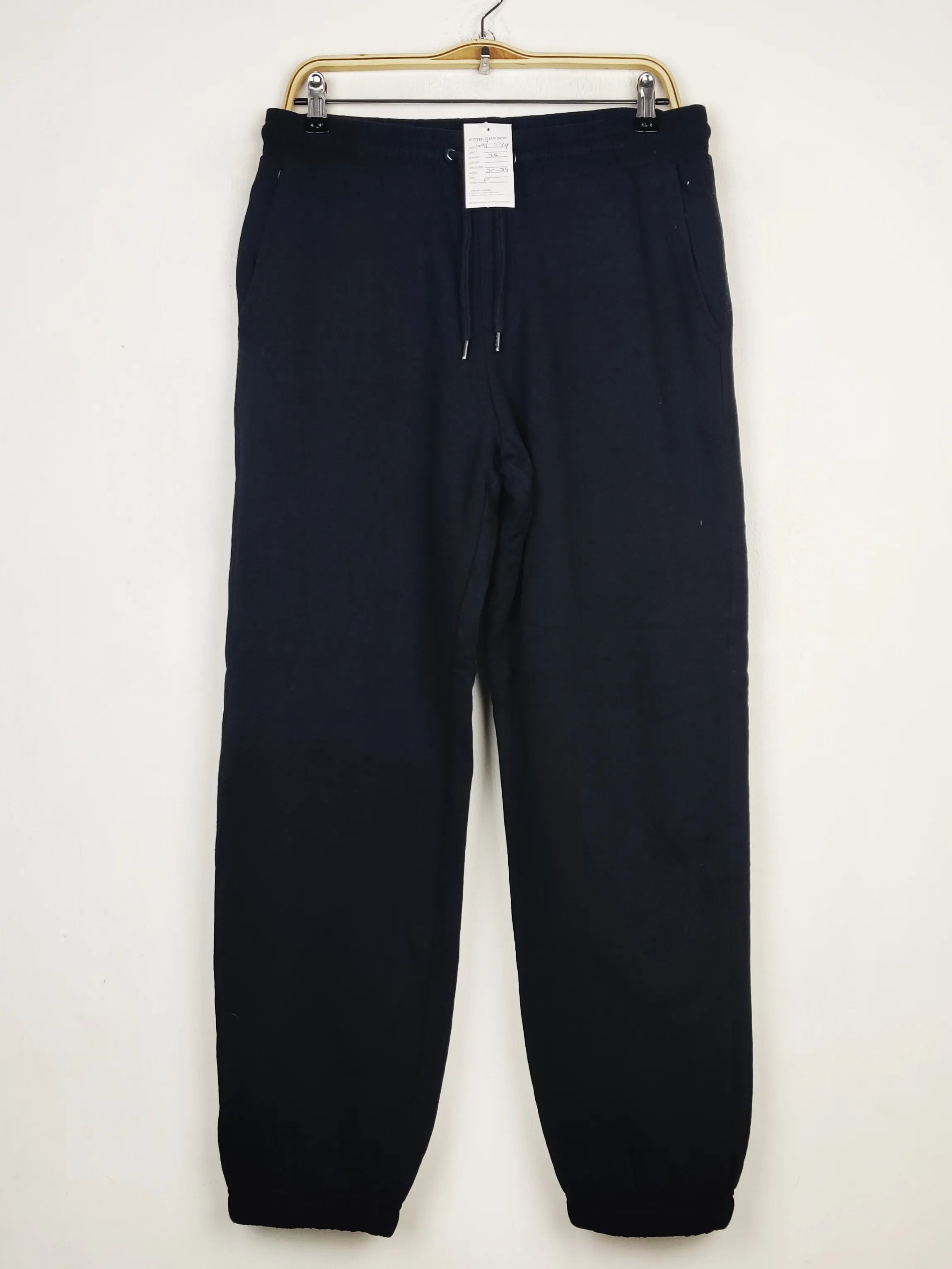 Buy online pre-used pre-loved 100% authentic & Original branded Unknown Brand (WMT-549) available in Pakistan. Top international brands avilable.
