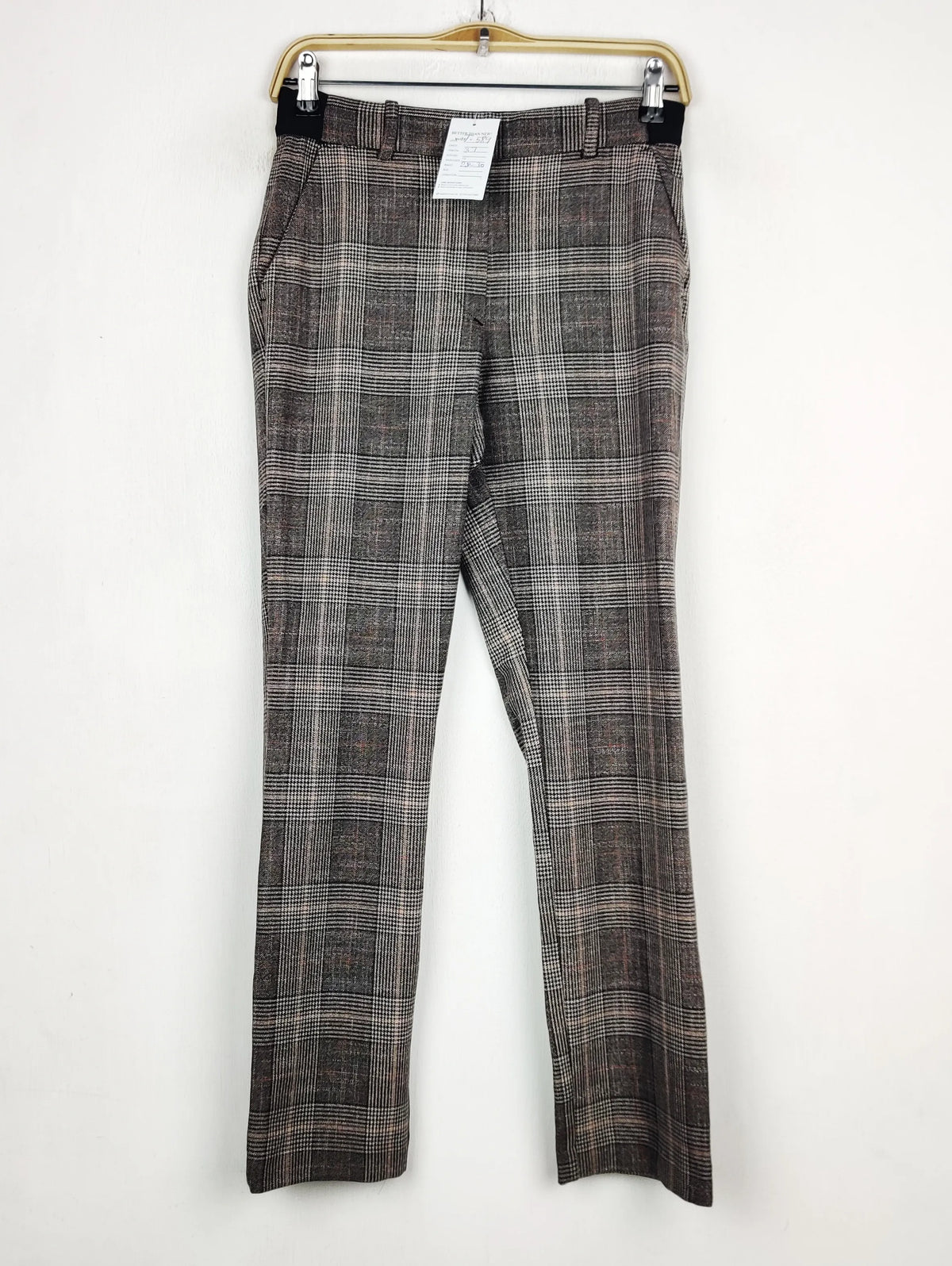 Buy online pre-used pre-loved 100% authentic & Original branded H&M (WMT-584) available in Pakistan. Top international brands avilable.