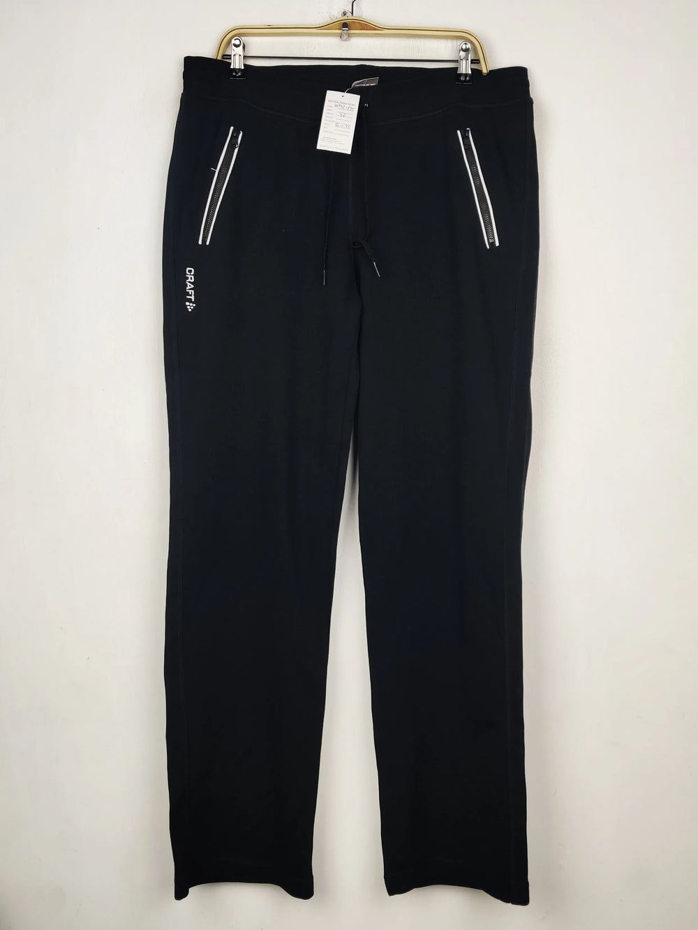 Buy online pre-used pre-loved 100% authentic & Original branded Crift (WMT-595) available in Pakistan. Top international brands avilable.