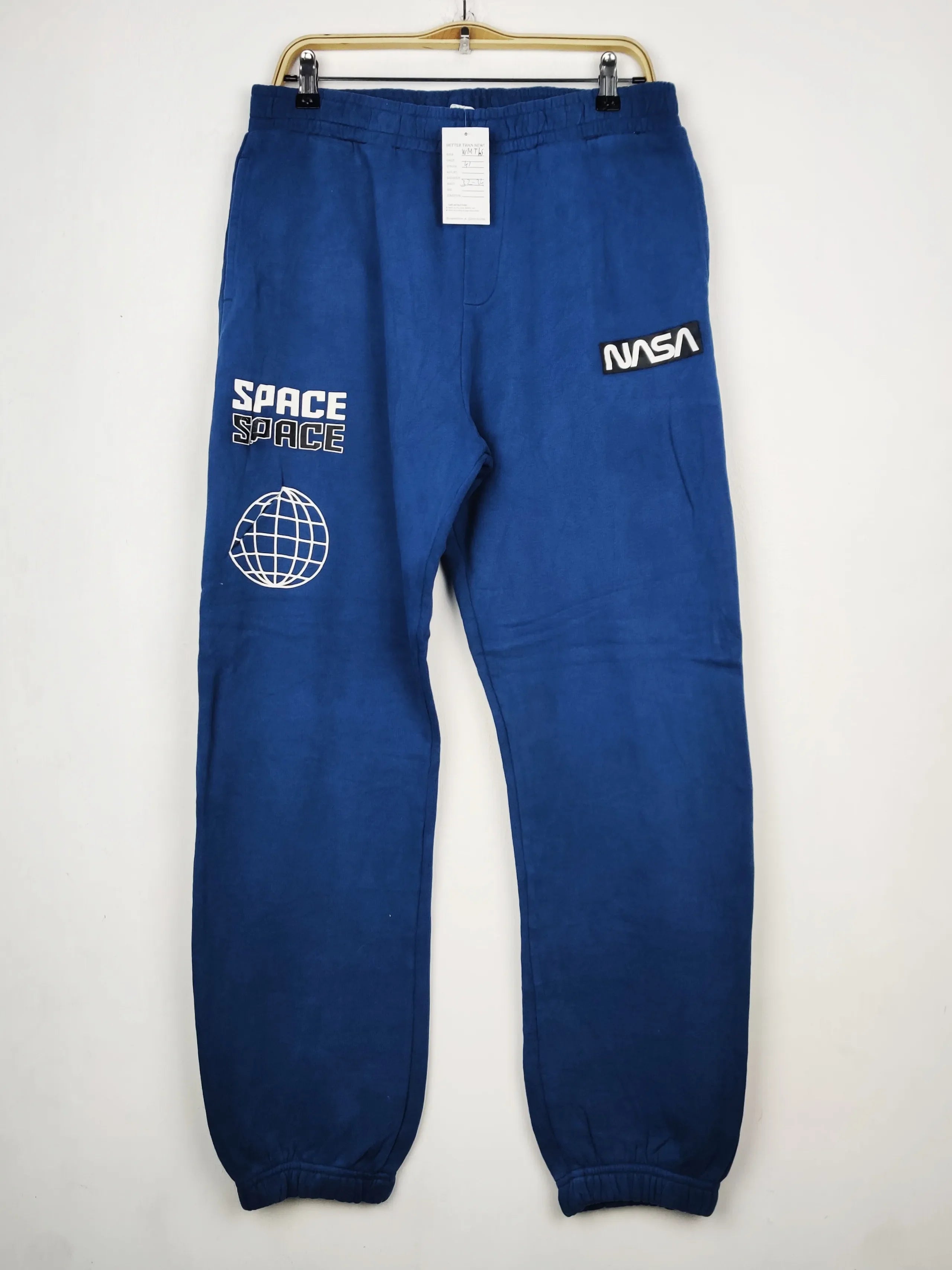 Buy online pre-used pre-loved 100% authentic & Original branded Marks & Spencer (WMT-65) available in Pakistan. Top international brands avilable.