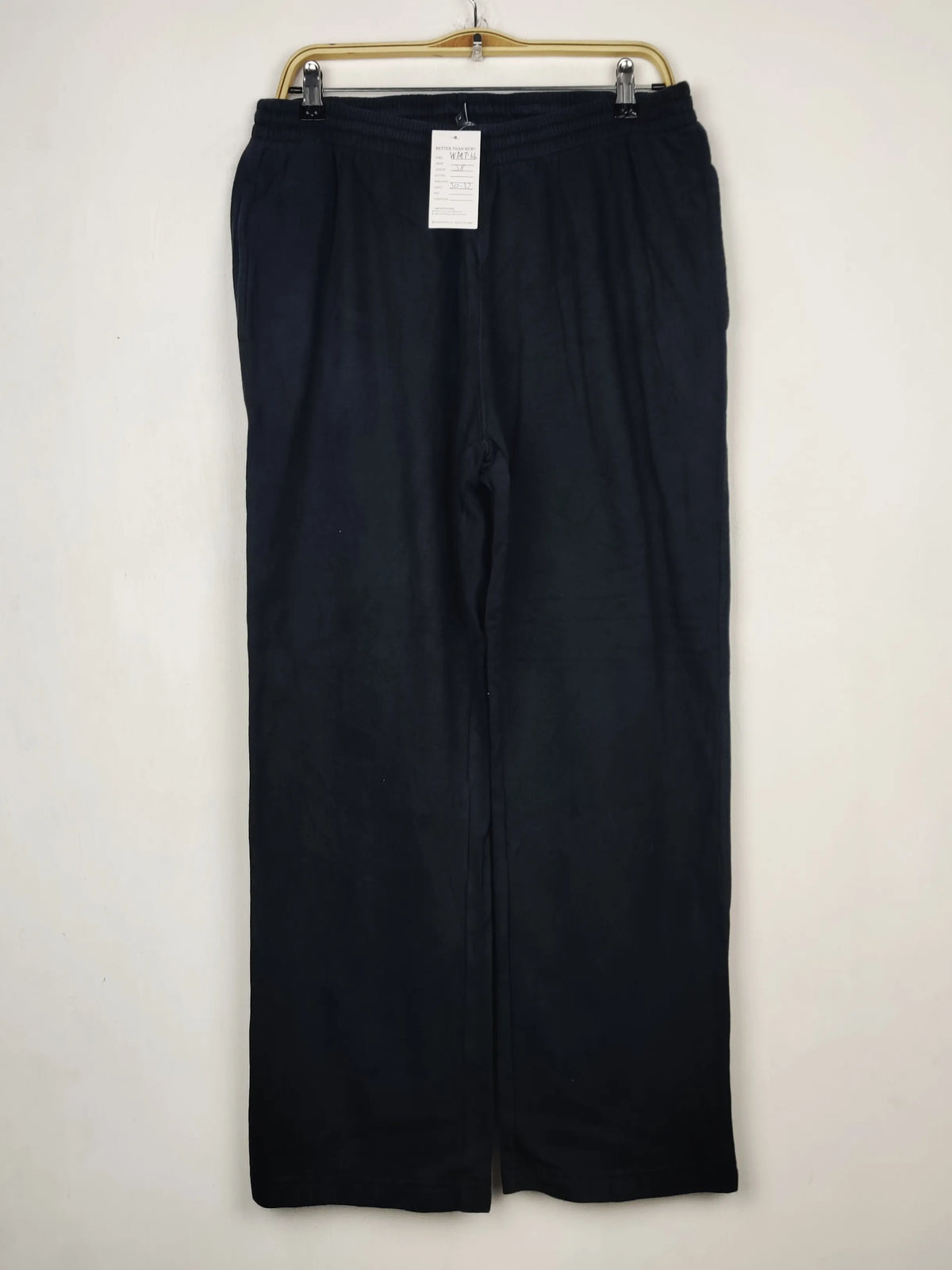 Buy online pre-used pre-loved 100% authentic & Original branded Cotton Traders (WMT-66) available in Pakistan. Top international brands avilable.