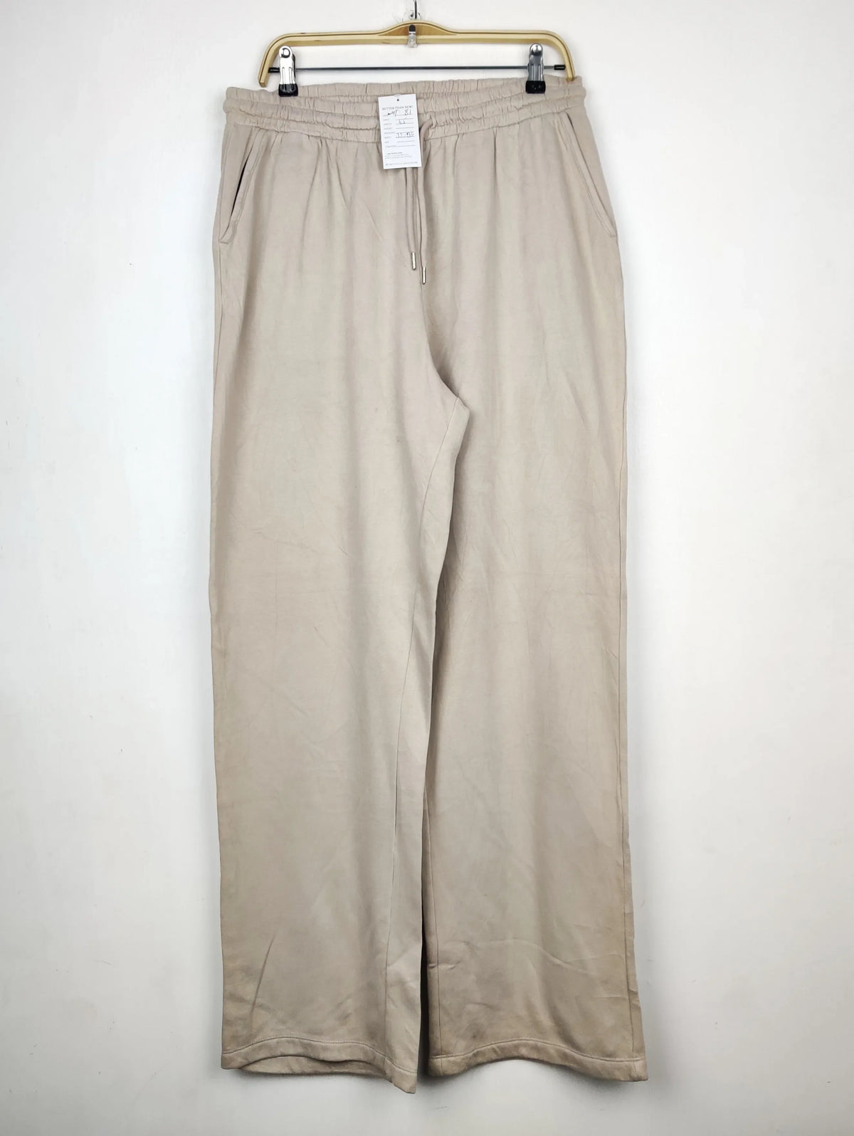 Buy online pre-used pre-loved 100% authentic & Original branded Primark (WMT-81) available in Pakistan. Top international brands avilable.