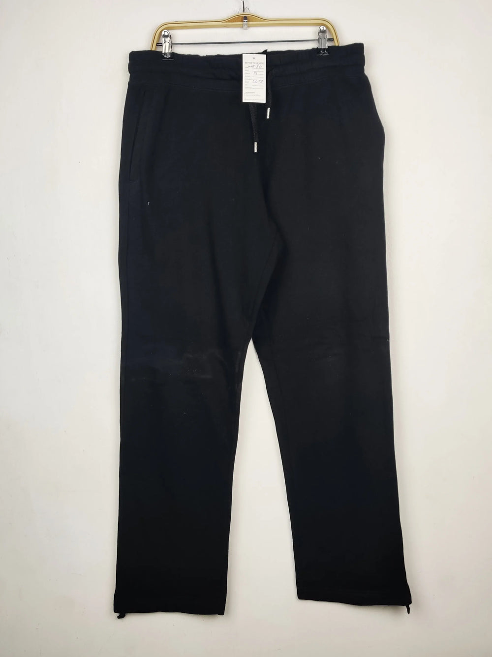 Buy online pre-used pre-loved 100% authentic & Original branded H&M (WMT-86) available in Pakistan. Top international brands avilable.