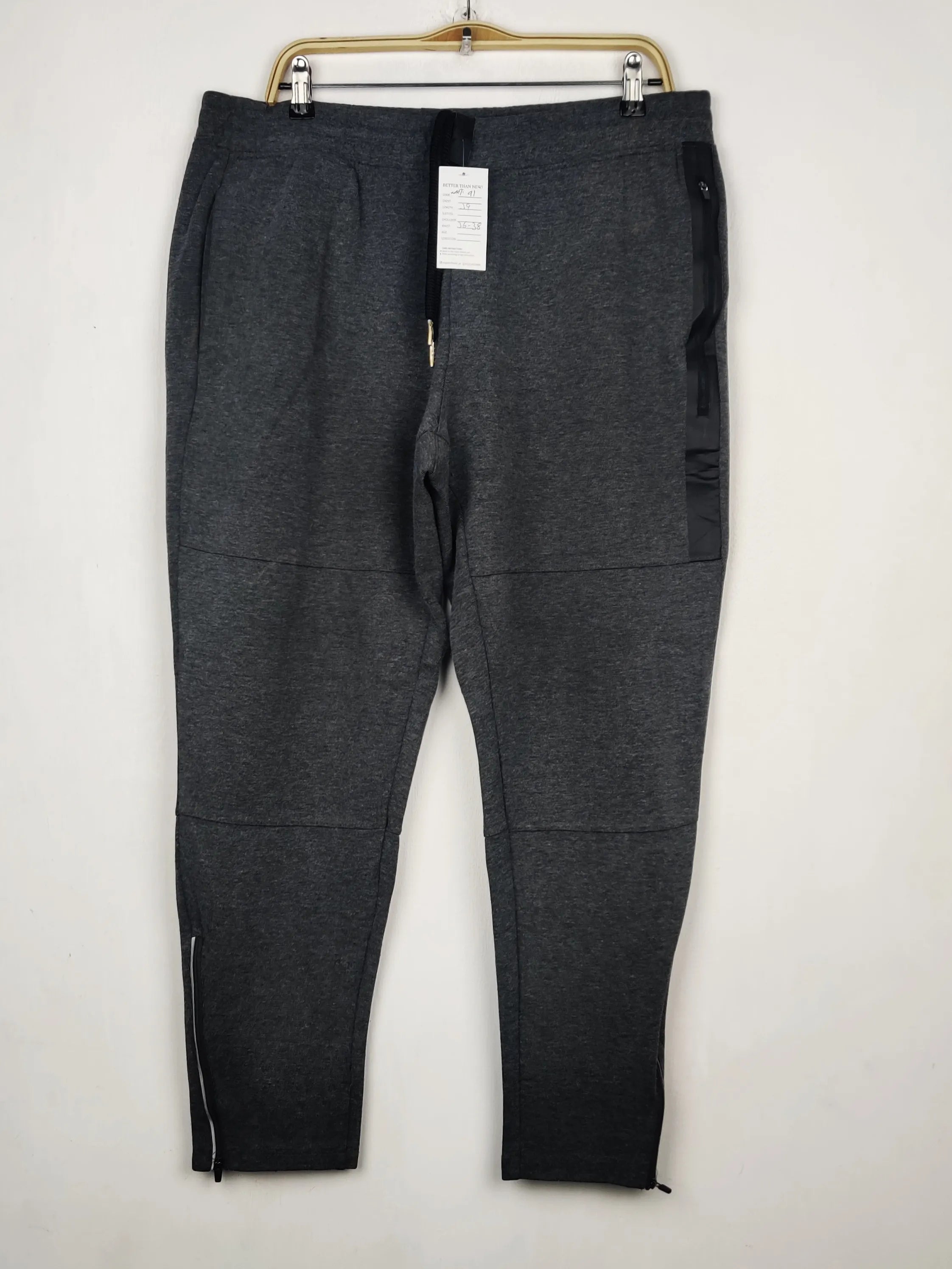 Buy online pre-used pre-loved 100% authentic & Original branded Unknown Brand (WMT-91) available in Pakistan. Top international brands avilable.