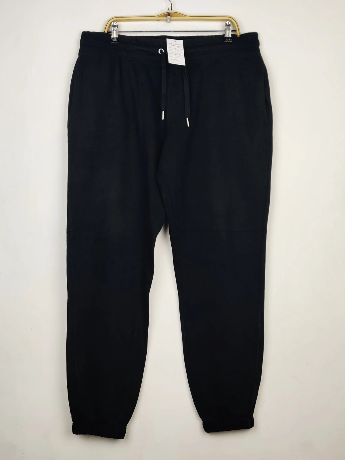 Buy online pre-used pre-loved 100% authentic & Original branded Unknown Brand (WMT-95) available in Pakistan. Top international brands avilable.