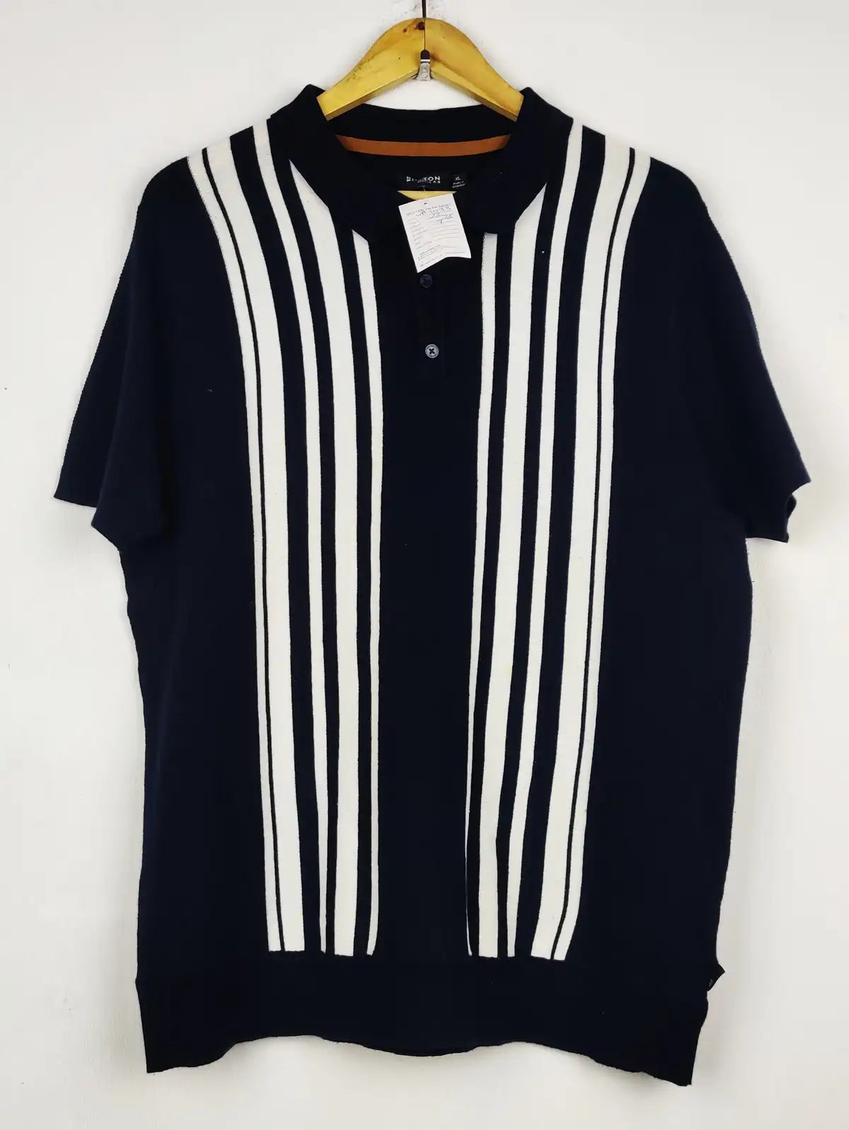 Buy online pre-used pre-loved 100% authentic & Original branded Burton Menswear (WPP-1033) available in Pakistan. Top international brands avilable.
