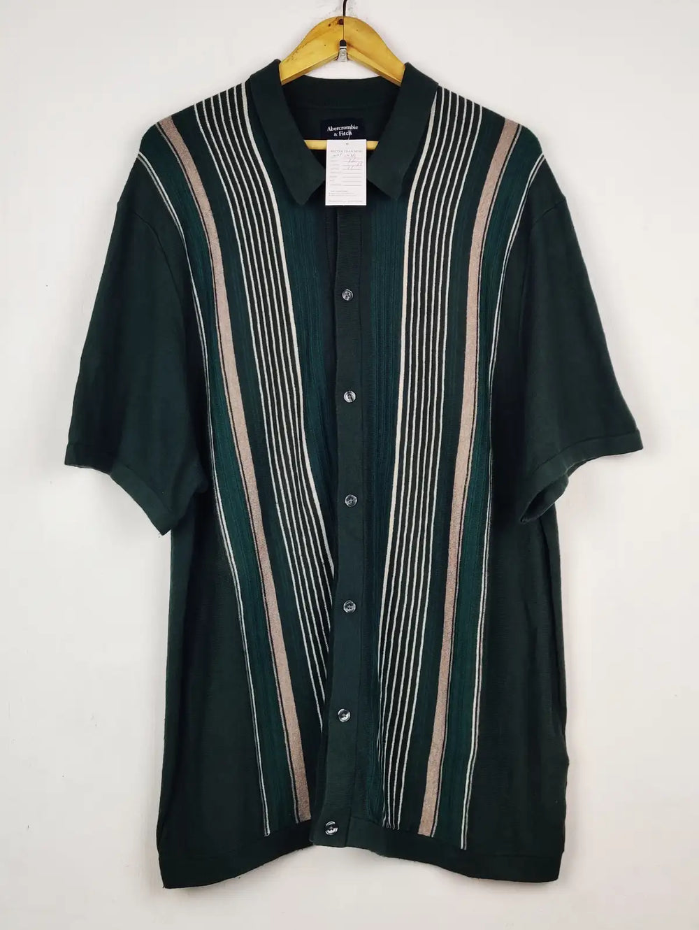 Buy online pre-used pre-loved 100% authentic & Original branded Abercrombie (WPP-1035) available in Pakistan. Top international brands avilable.