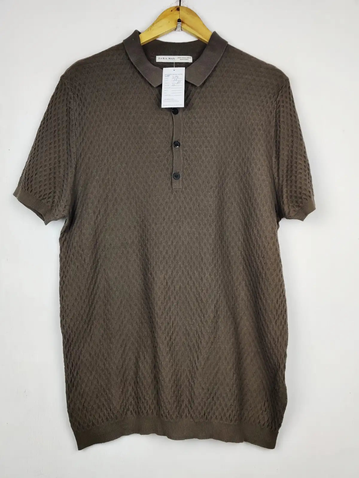 Buy online pre-used pre-loved 100% authentic & Original branded Zara Man (WPP-1071) available in Pakistan. Top international brands avilable.