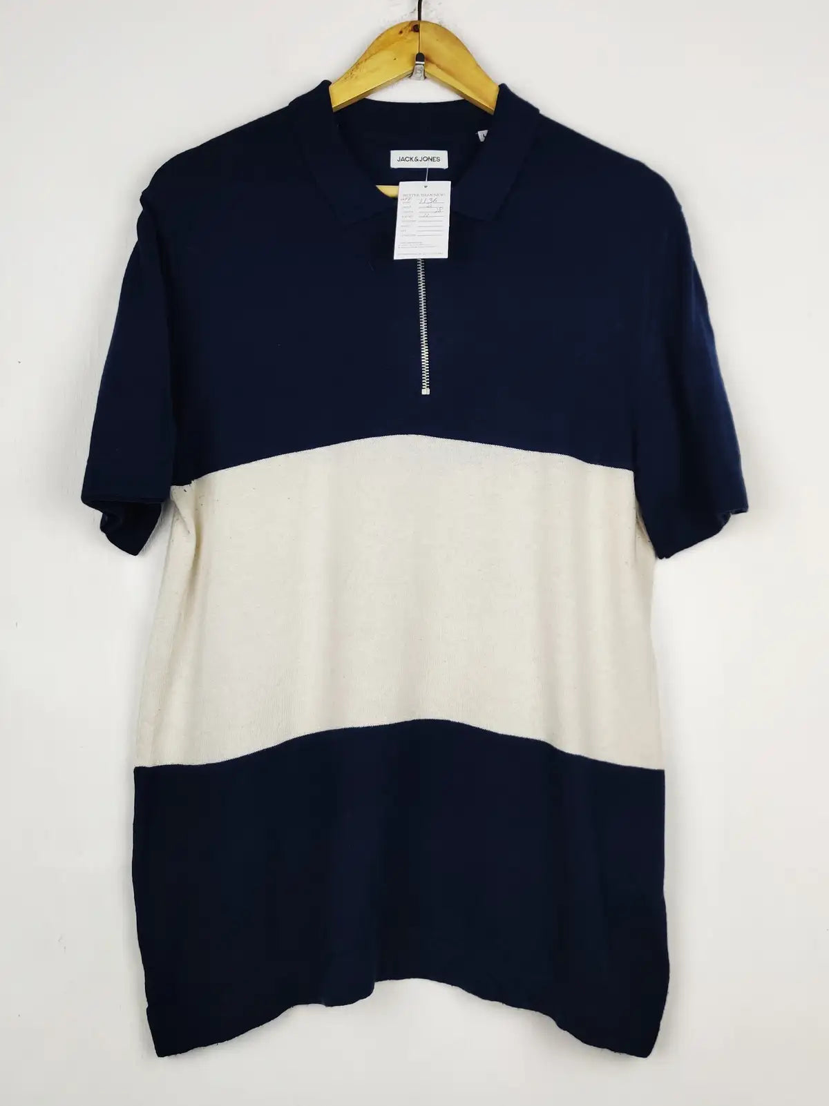 Buy online pre-used pre-loved 100% authentic & Original branded Jack & Jones (WPP-1136) available in Pakistan. Top international brands avilable.