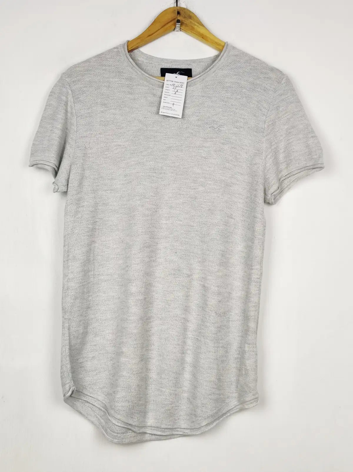 Buy online pre-used pre-loved 100% authentic & Original branded Hollister (WPP-1178) available in Pakistan. Top international brands avilable.