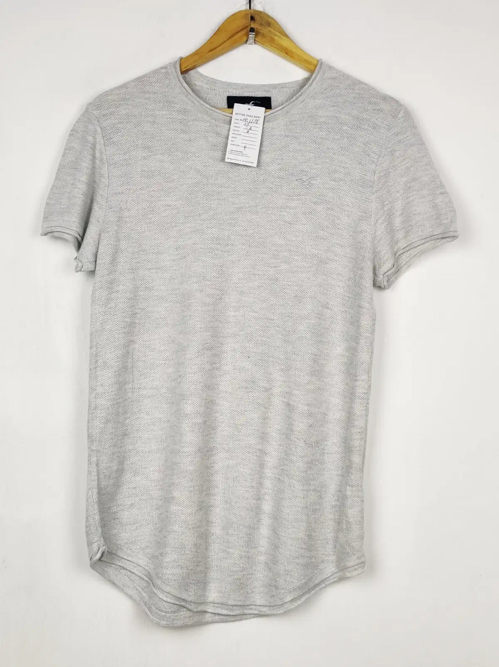 Buy online pre-used pre-loved 100% authentic & Original branded Hollister (WPP-1178) available in Pakistan. Top international brands avilable.