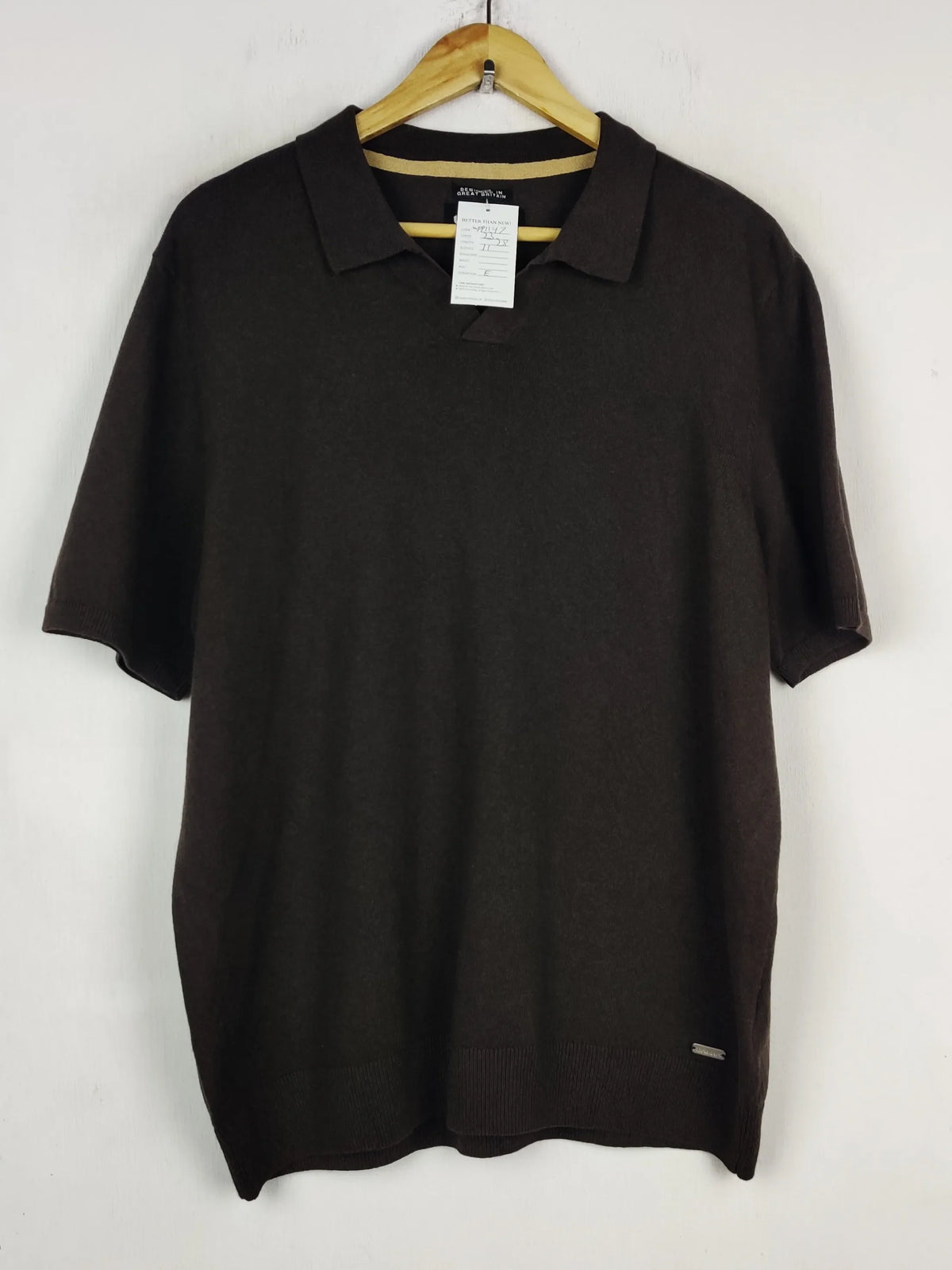 Buy online pre-used pre-loved 100% authentic & Original branded Threadbare (WPP-147) available in Pakistan. Top international brands avilable.