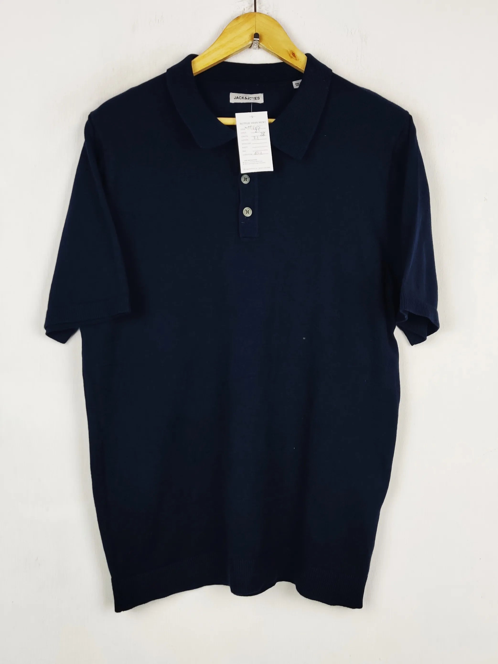 Buy online pre-used pre-loved 100% authentic & Original branded Jack & Jones (WPP-165) available in Pakistan. Top international brands avilable.
