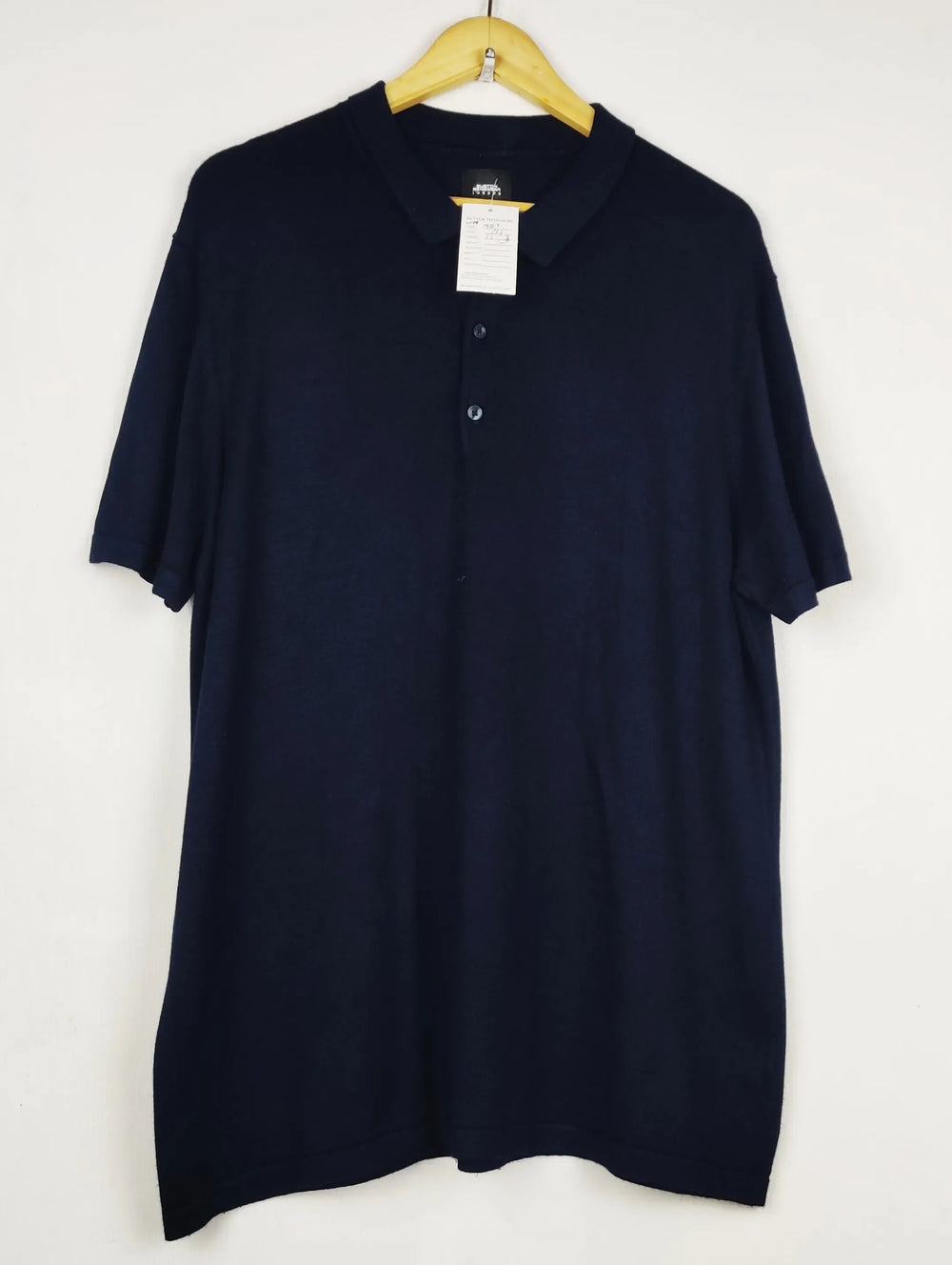 Buy online pre-used pre-loved 100% authentic & Original branded Burton Menswear (WPP-257) available in Pakistan. Top international brands avilable.