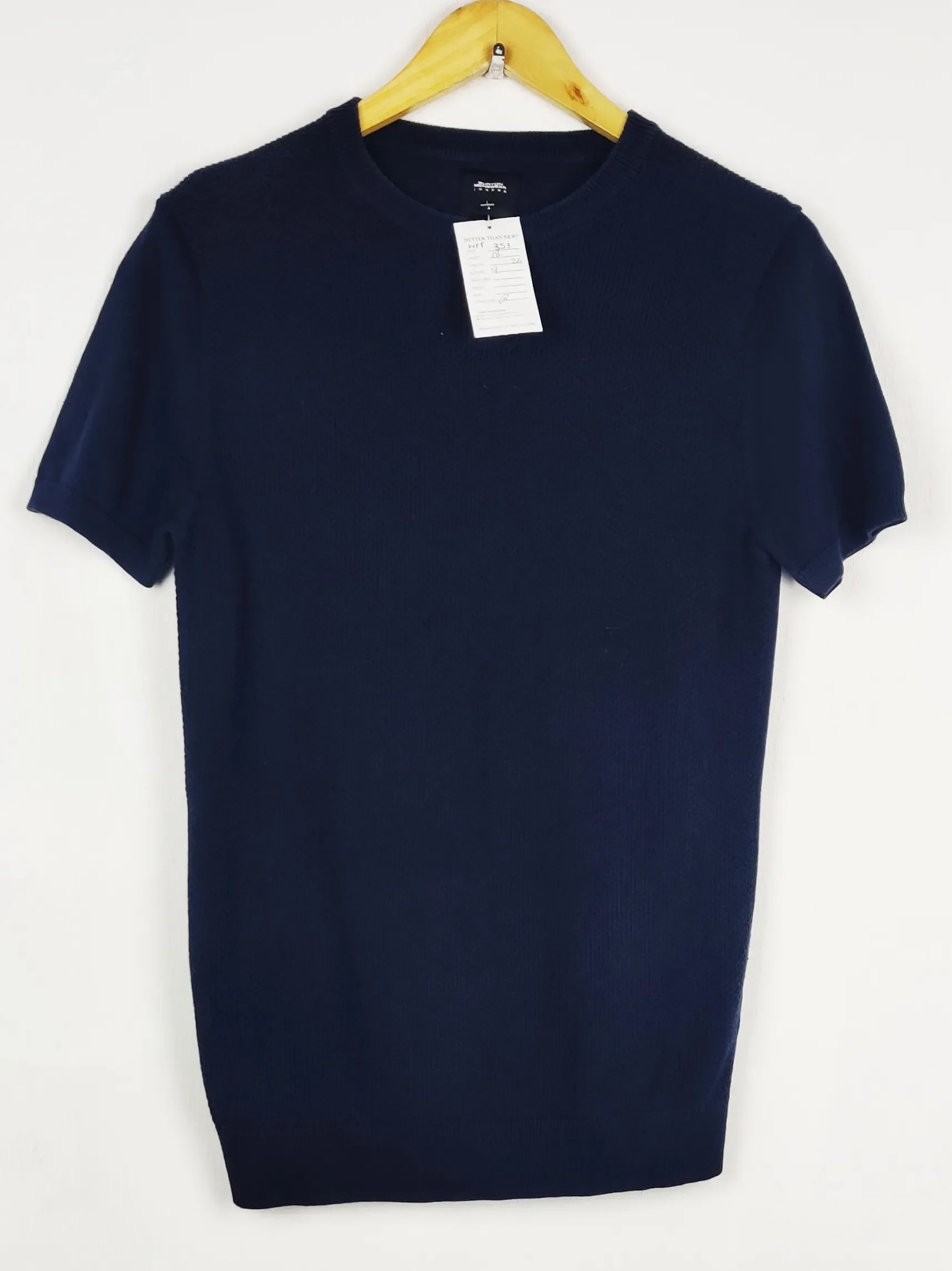 Buy online pre-used pre-loved 100% authentic & Original branded Burton Menswear (WPP-353) available in Pakistan. Top international brands avilable.