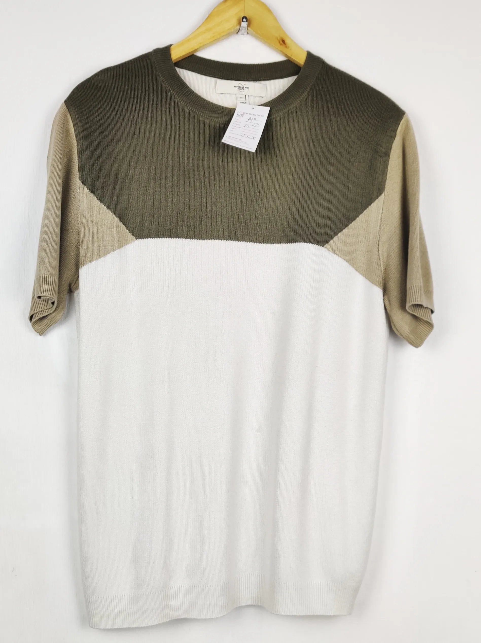 Buy online pre-used pre-loved 100% authentic & Original branded River Island (WPP-370) available in Pakistan. Top international brands avilable.
