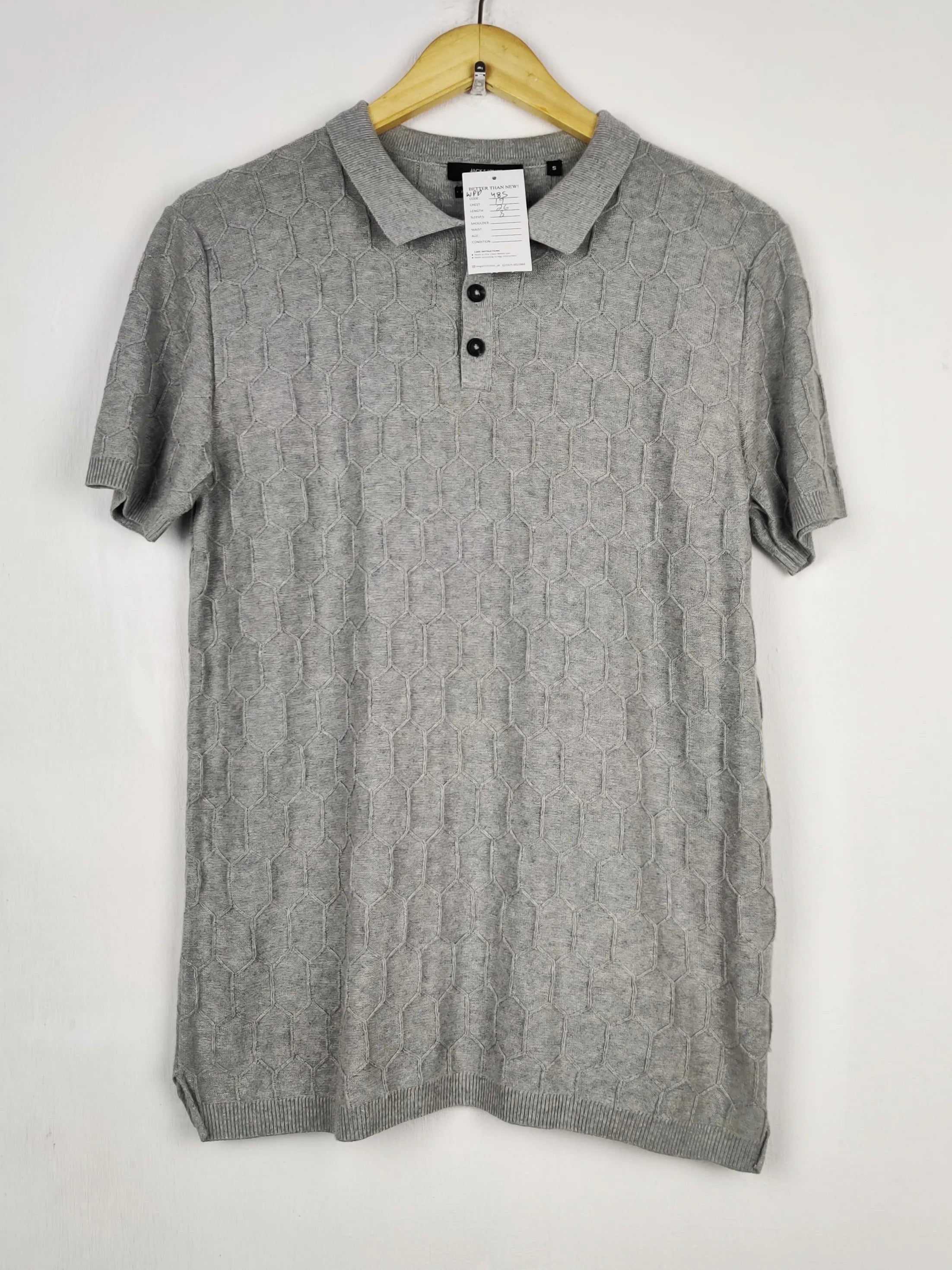 Buy online pre-used pre-loved 100% authentic & Original branded Jack & Jones (WPP-485) available in Pakistan. Top international brands avilable.