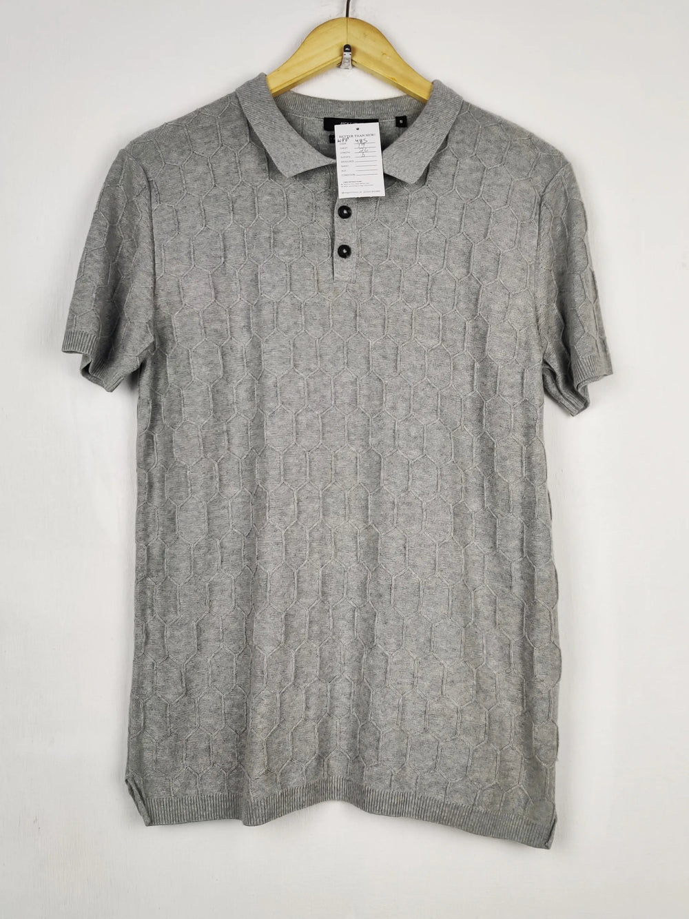 Buy online pre-used pre-loved 100% authentic & Original branded Jack & Jones (WPP-485) available in Pakistan. Top international brands avilable.