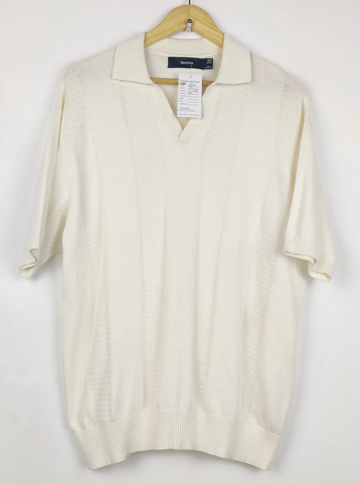 Buy online pre-used pre-loved 100% authentic & Original branded Bershka (WPP-554) available in Pakistan. Top international brands avilable.