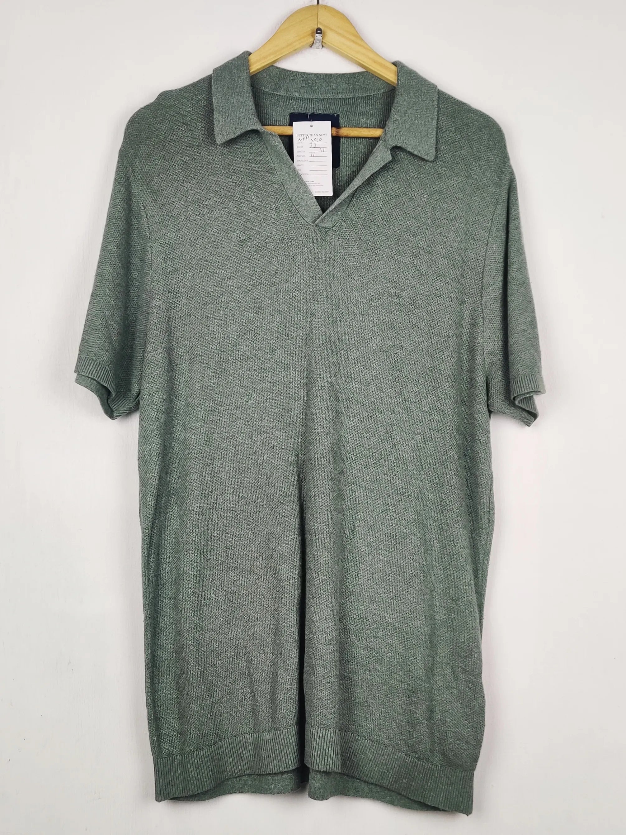Buy online pre-used pre-loved 100% authentic & Original branded Hollister (WPP-590) available in Pakistan. Top international brands avilable.