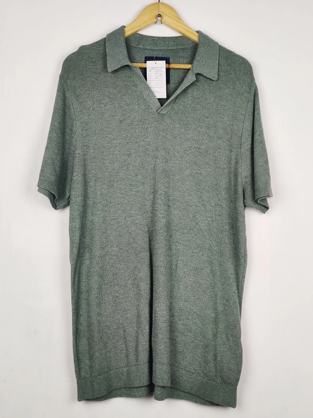 Buy online pre-used pre-loved 100% authentic & Original branded Hollister (WPP-590) available in Pakistan. Top international brands avilable.