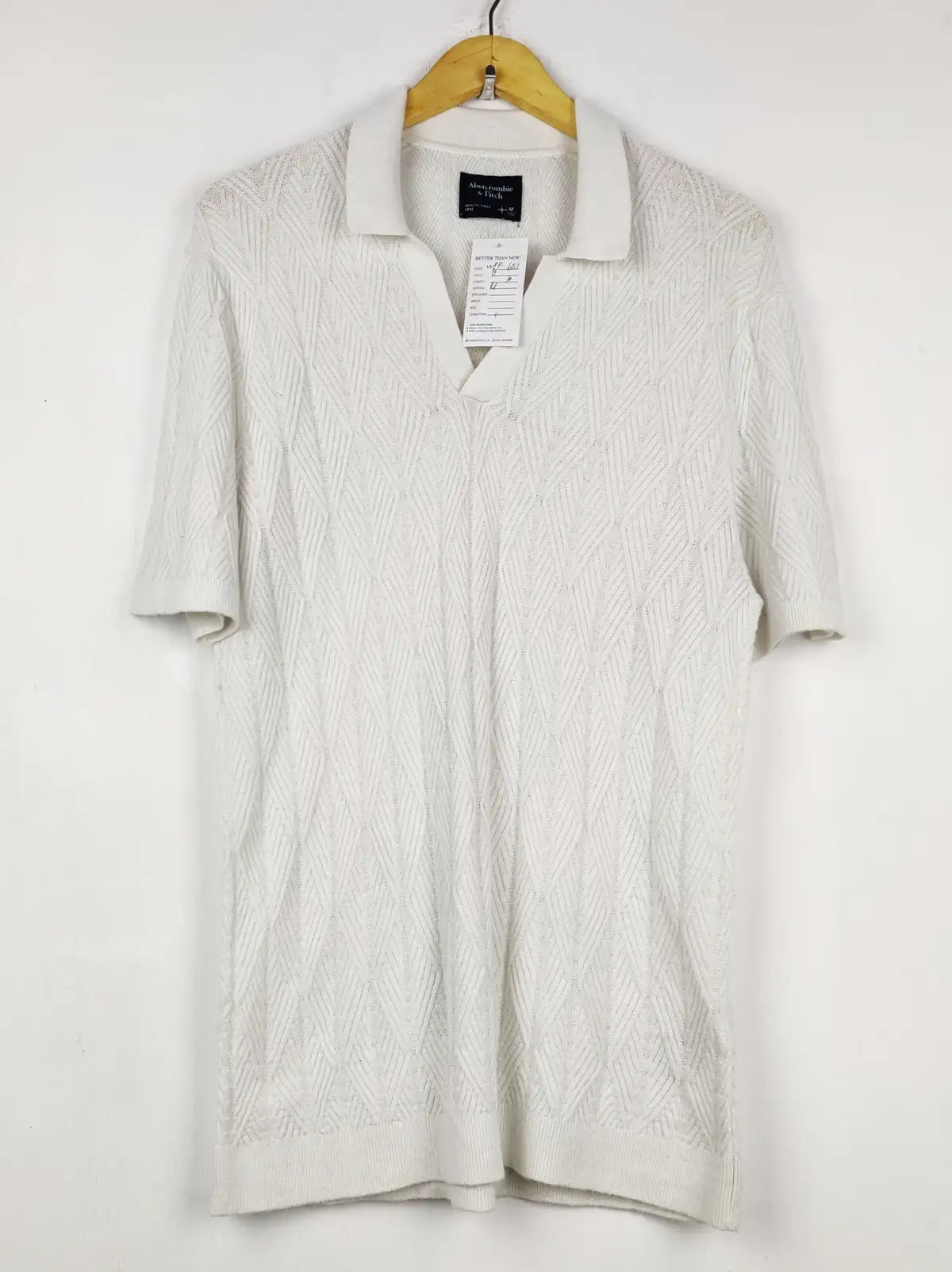 Buy online pre-used pre-loved 100% authentic & Original branded Abercrombie & Fitch (WPP-651) available in Pakistan. Top international brands avilable.