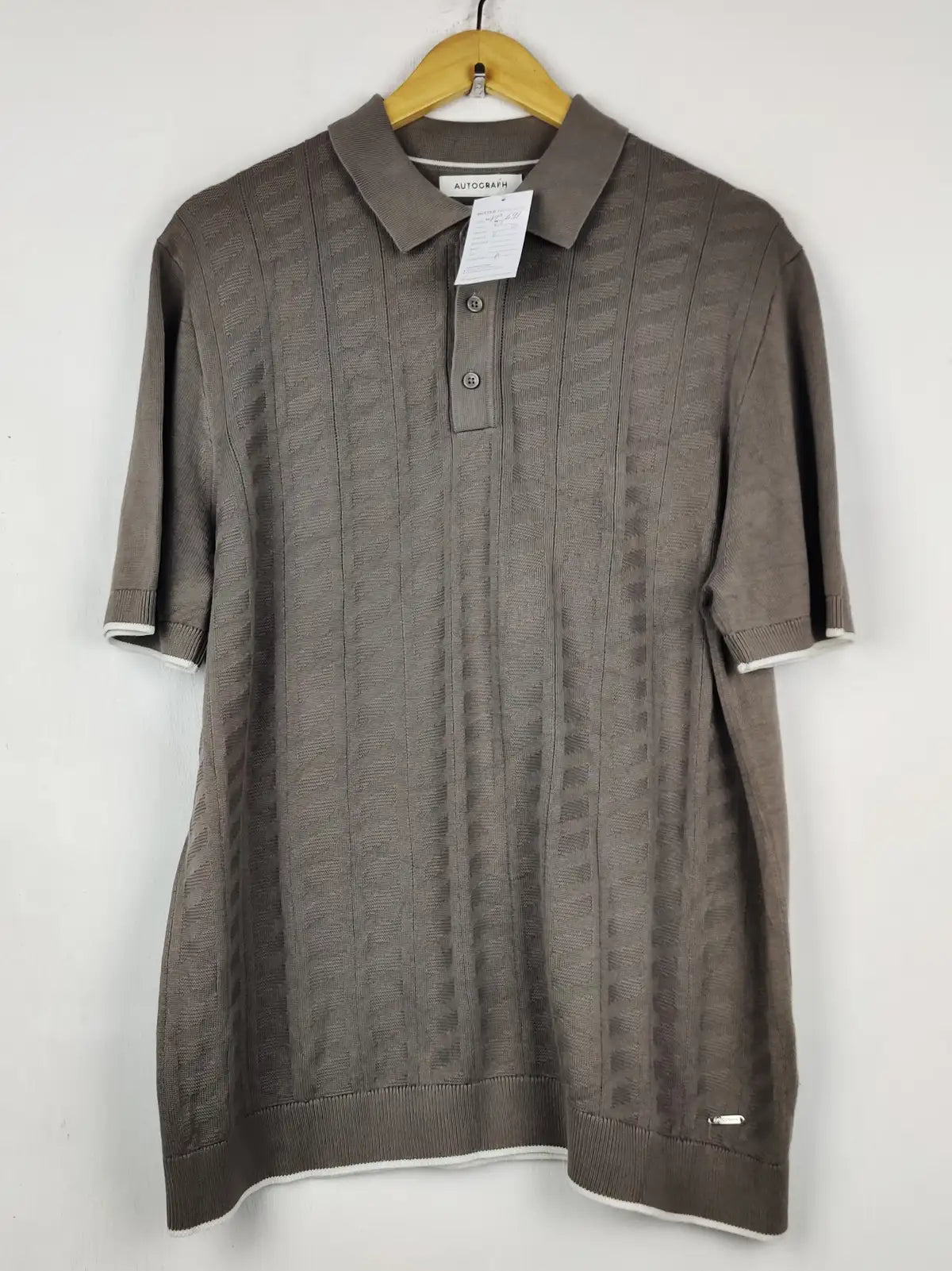 Buy online pre-used pre-loved 100% authentic & Original branded Autograph (WPP-691) available in Pakistan. Top international brands avilable.