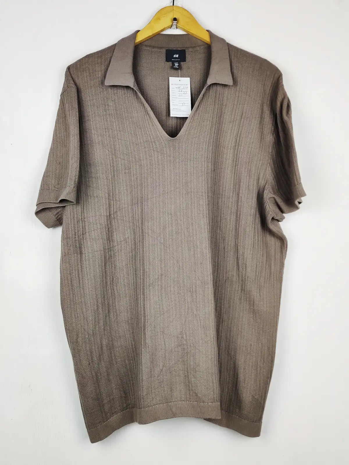 Buy online pre-used pre-loved 100% authentic & Original branded H&M (WPP-739) available in Pakistan. Top international brands avilable.