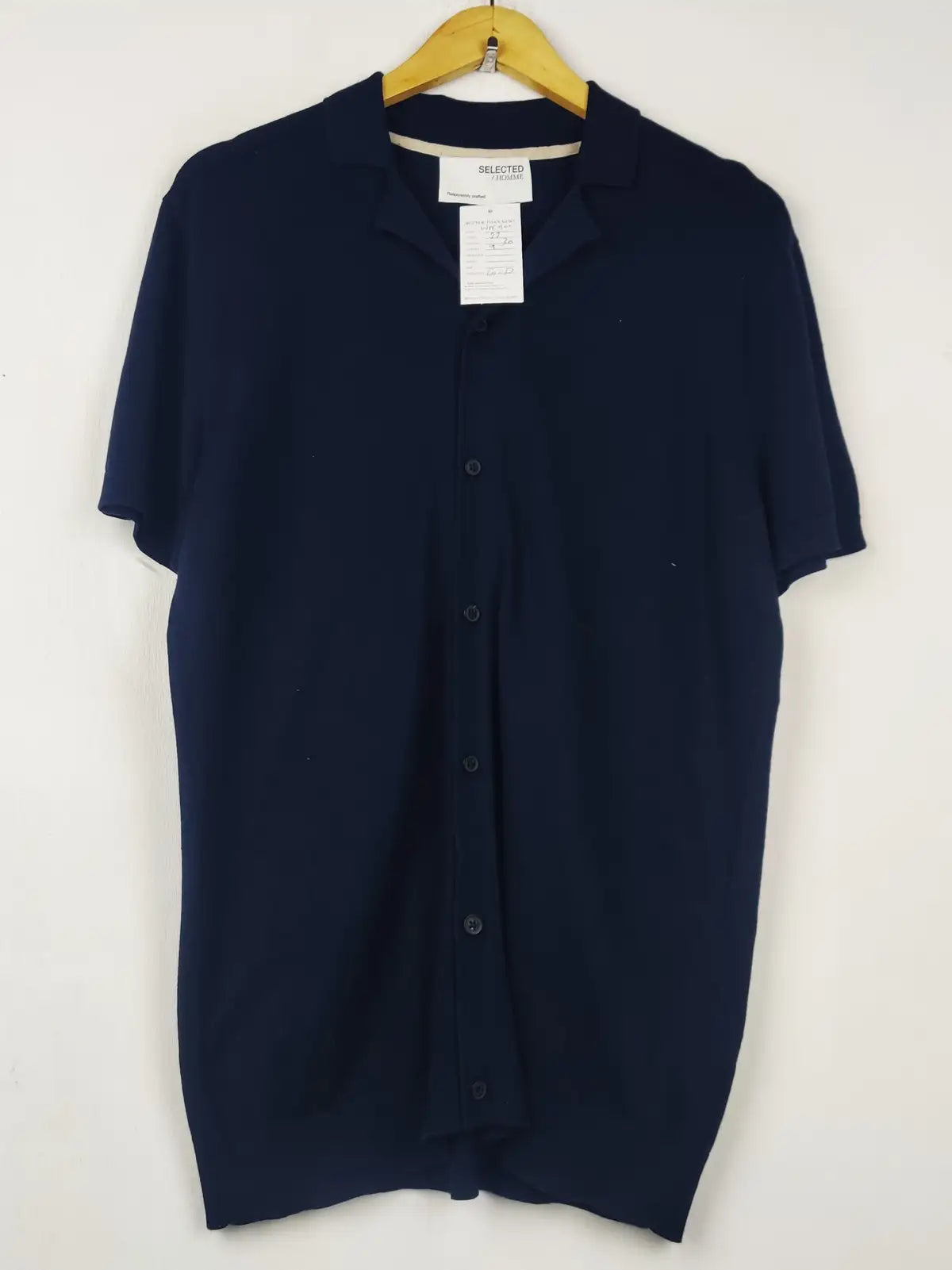 Buy online pre-used pre-loved 100% authentic & Original branded Selected Homme (WPP-900) available in Pakistan. Top international brands avilable.