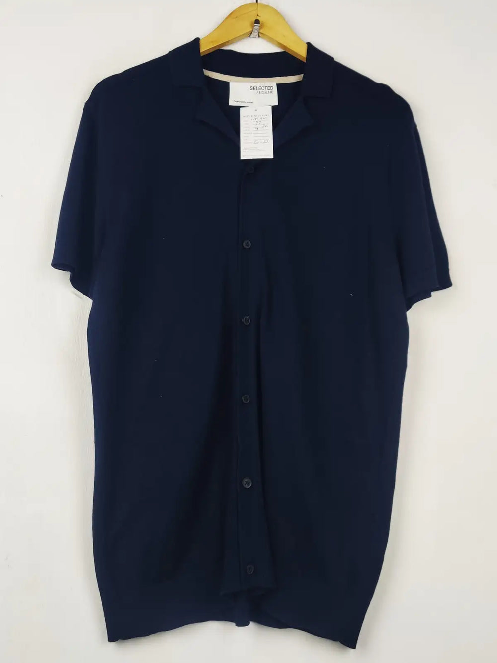 Buy online pre-used pre-loved 100% authentic & Original branded Selected Homme (WPP-900) available in Pakistan. Top international brands avilable.