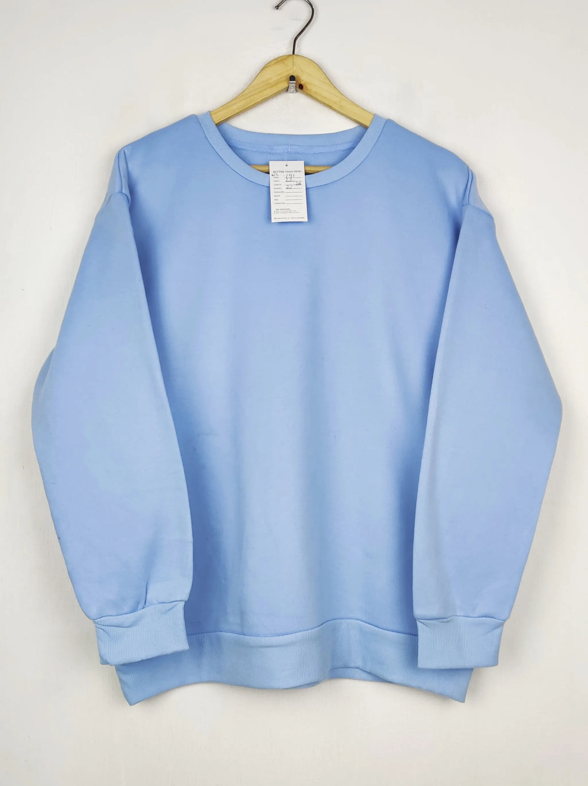 Buy online pre-used pre-loved 100% authentic & Original branded Unknown Brand (WS-191) available in Pakistan. Top international brands avilable.