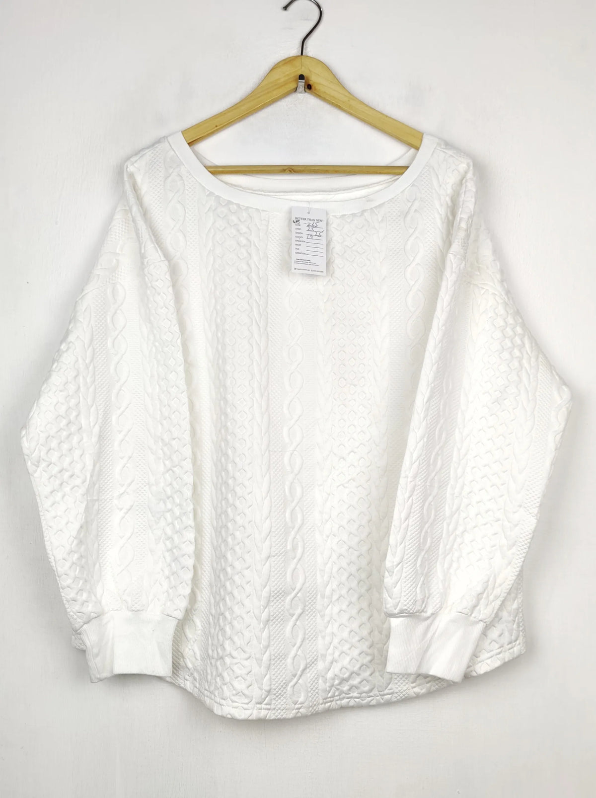 Buy online pre-used pre-loved 100% authentic & Original branded Unknown Brand (WS-265) available in Pakistan. Top international brands avilable.