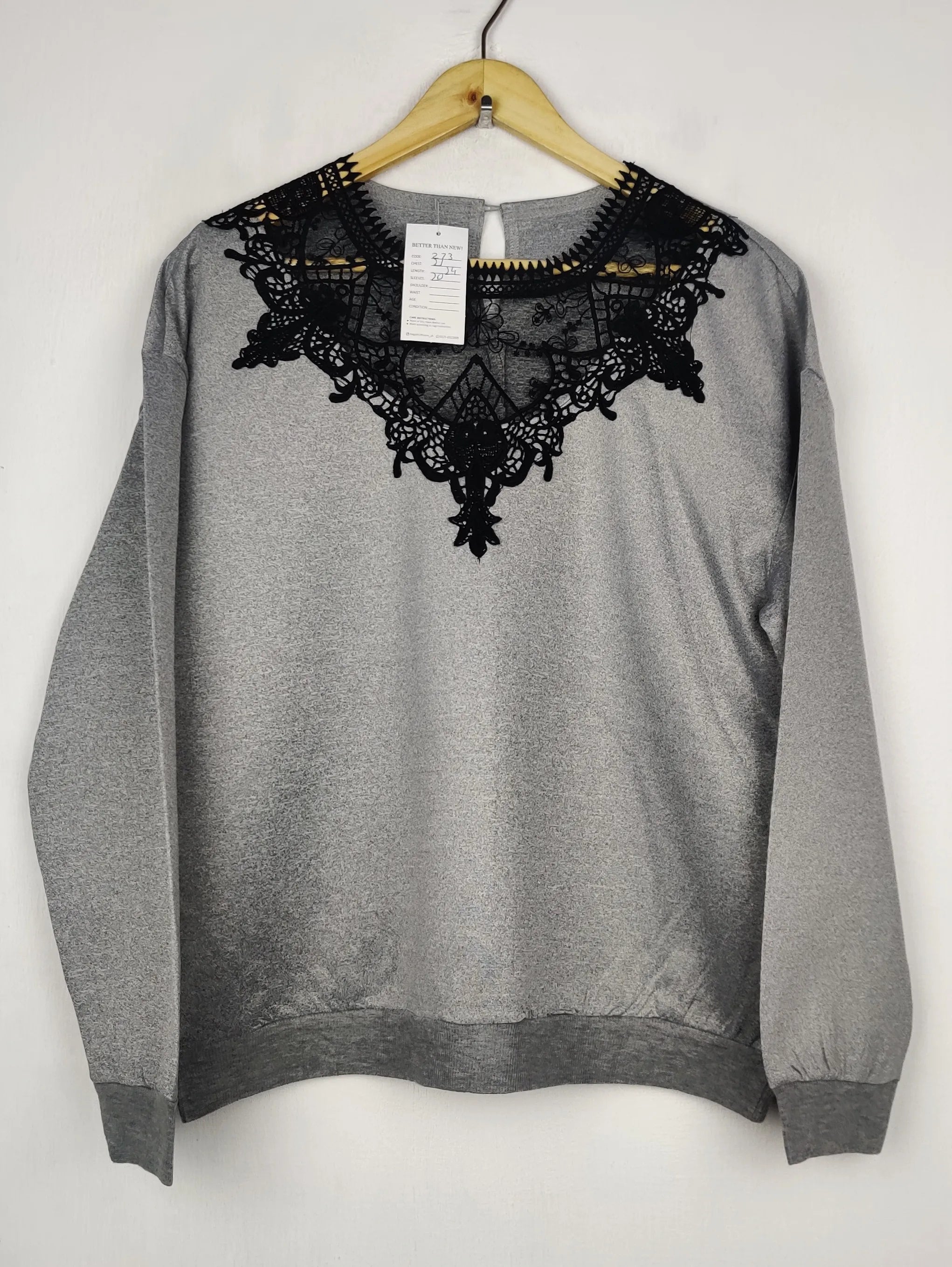Buy online pre-used pre-loved 100% authentic & Original branded Unknown Brand (WS-273) available in Pakistan. Top international brands avilable.