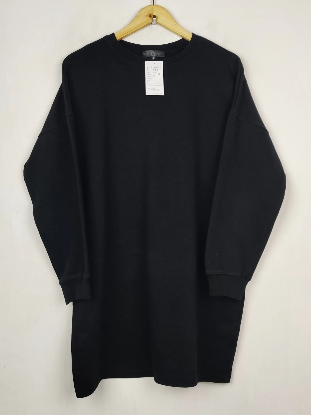 Buy online pre-used pre-loved 100% authentic & Original branded Unknown Brand (WS-283) available in Pakistan. Top international brands avilable.