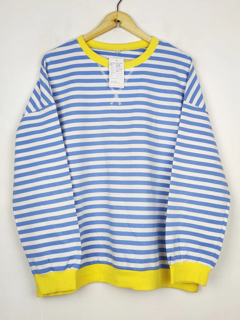 Buy online pre-used pre-loved 100% authentic & Original branded Unknown Brand (WS-298) available in Pakistan. Top international brands avilable.