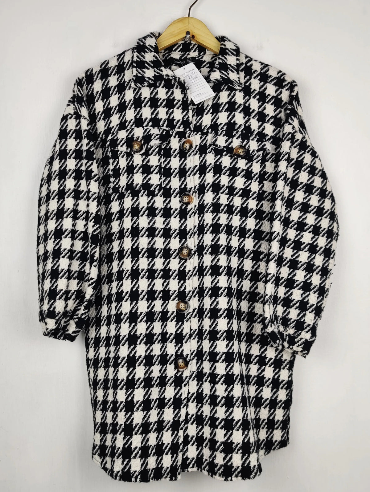 Buy online pre-used pre-loved 100% authentic & Original branded Boohoo (WSK-44) available in Pakistan. Top international brands avilable.