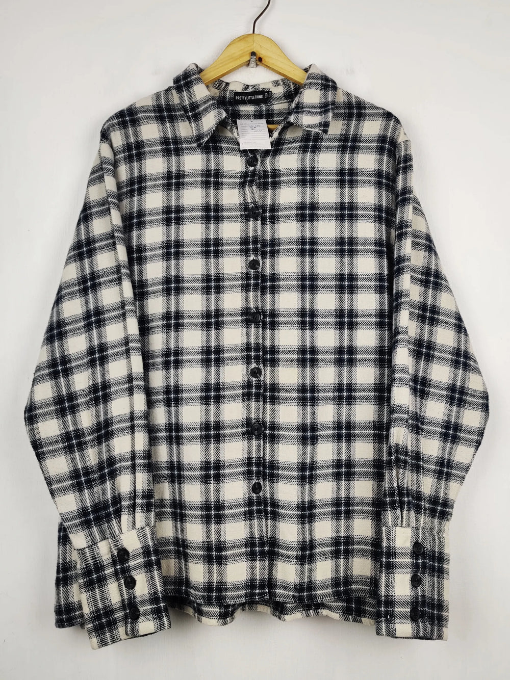 Buy online pre-used pre-loved 100% authentic & Original branded Prettylittlething (WSK-48) available in Pakistan. Top international brands avilable.