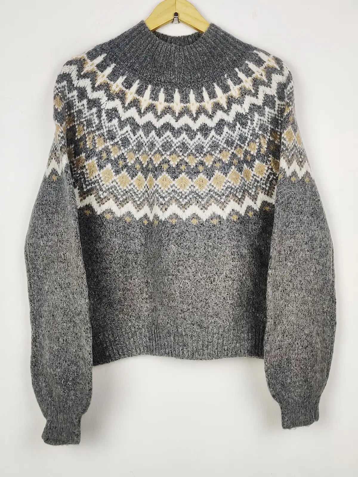 Buy online pre-used pre-loved 100% authentic & Original branded Primark (WT-10509) available in Pakistan. Top international brands avilable.