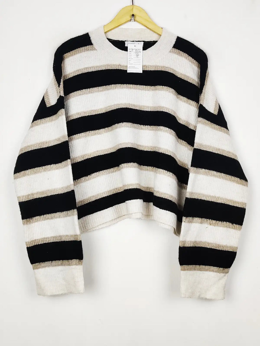 Buy online pre-used pre-loved 100% authentic & Original branded Primark (WT-10517) available in Pakistan. Top international brands avilable.