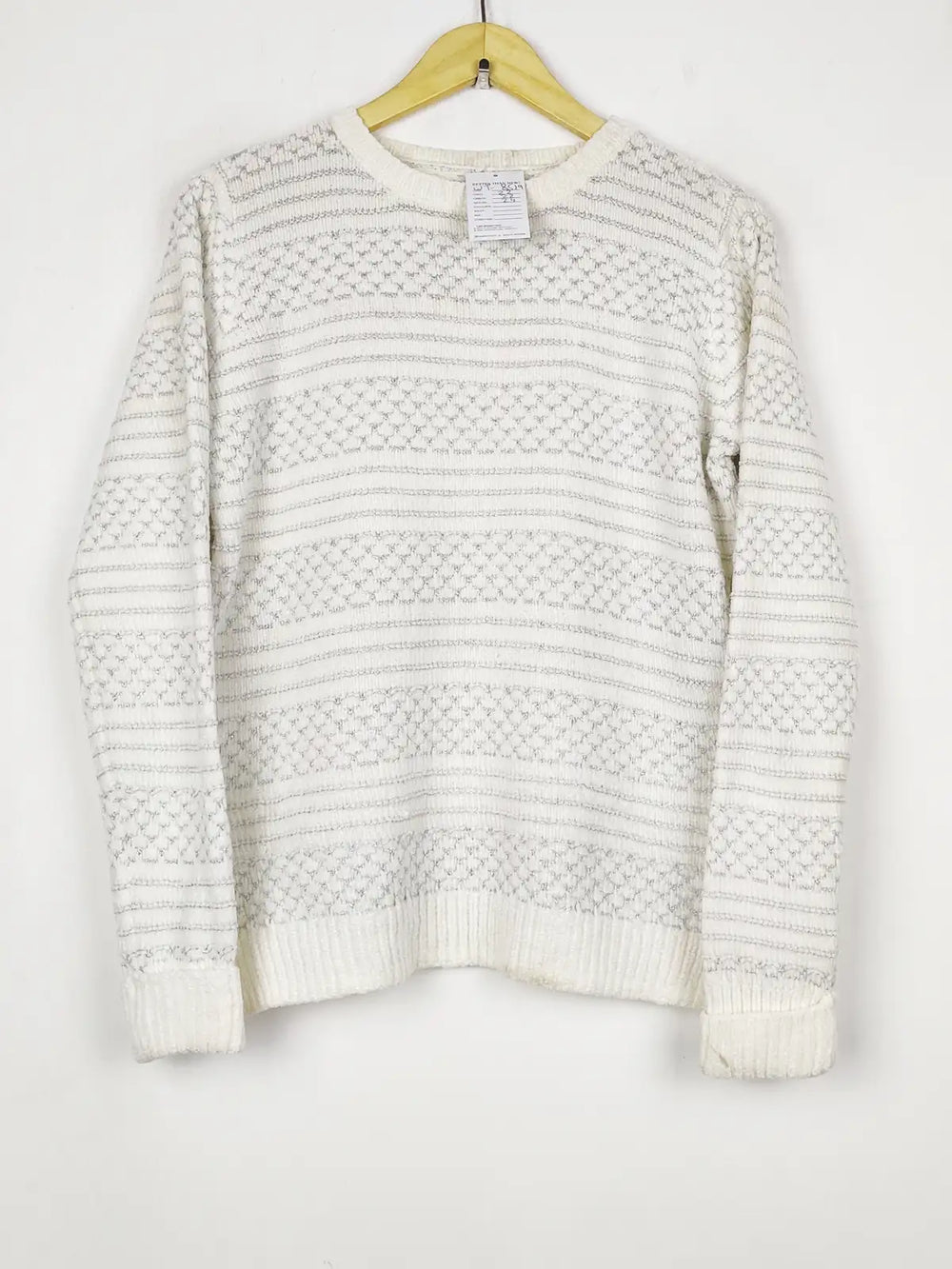 Buy online pre-used pre-loved 100% authentic & Original branded Unknown Brand (WT-10520) available in Pakistan. Top international brands avilable.