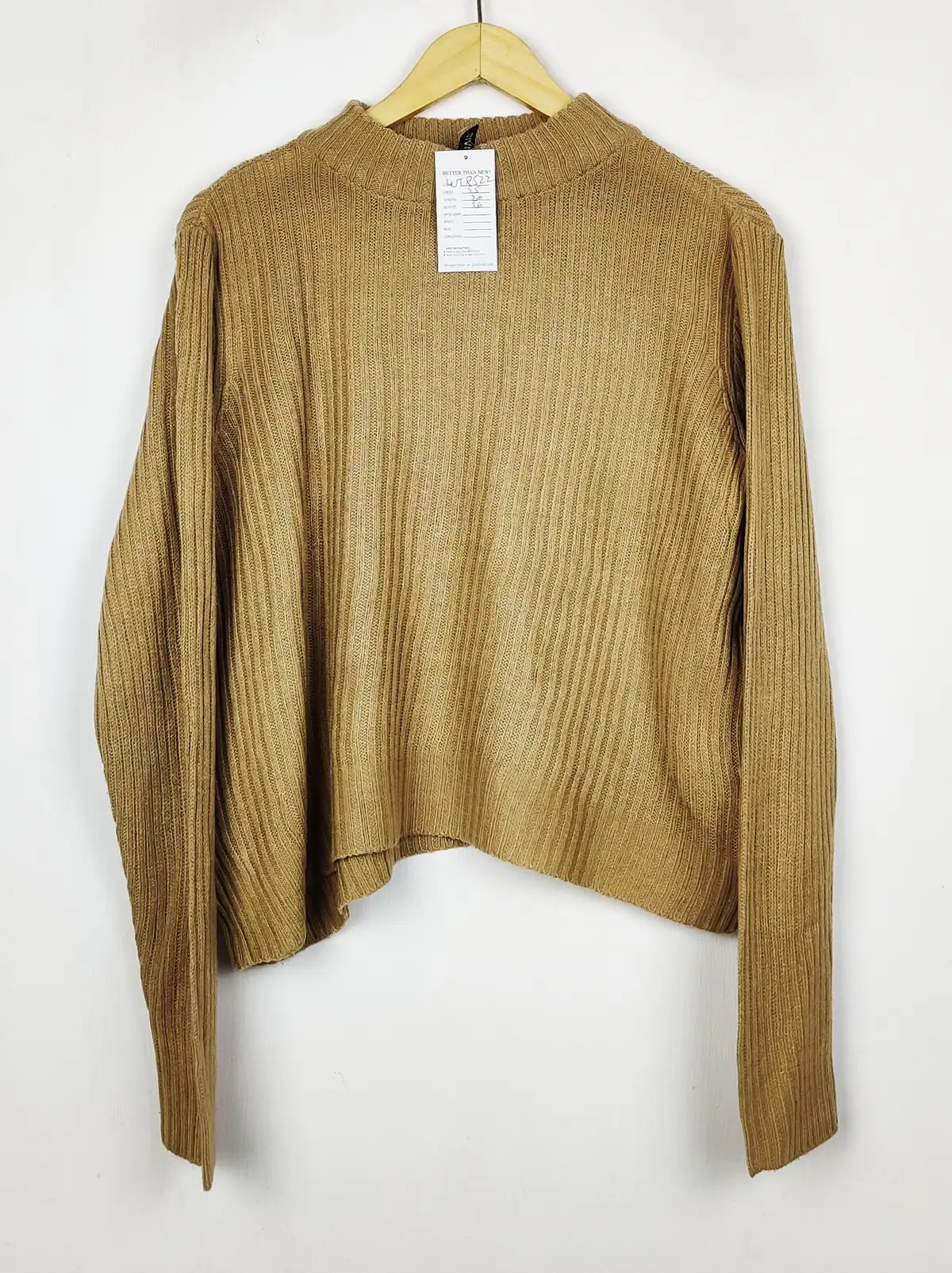Buy online pre-used pre-loved 100% authentic & Original branded H&M (WT-10523) available in Pakistan. Top international brands avilable.