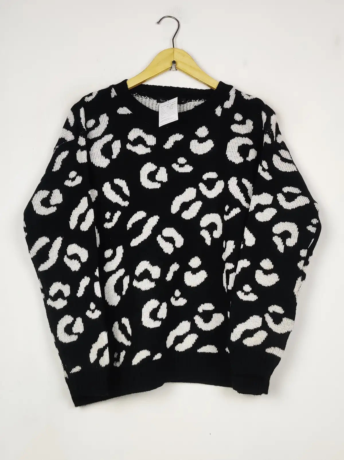 Buy online pre-used pre-loved 100% authentic & Original branded Boohoo (WT-10528) available in Pakistan. Top international brands avilable.