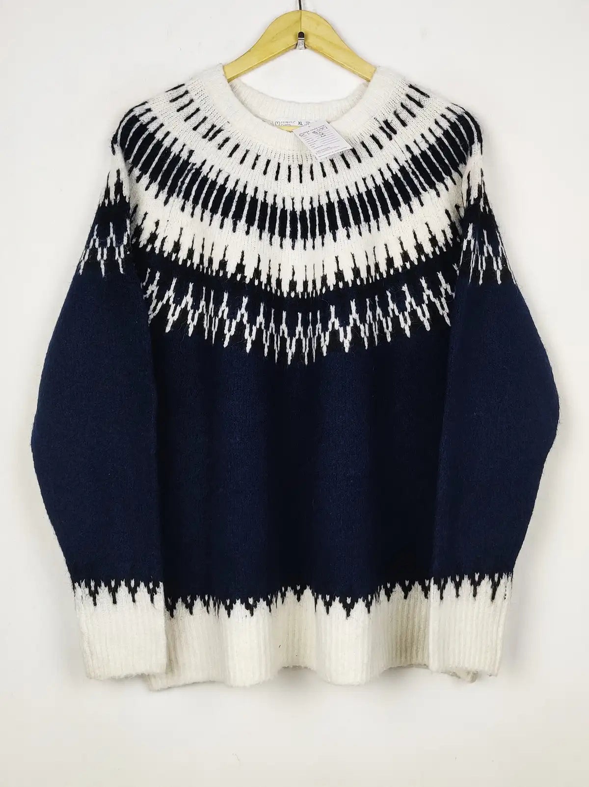 Buy online pre-used pre-loved 100% authentic & Original branded Primark (WT-10538) available in Pakistan. Top international brands avilable.
