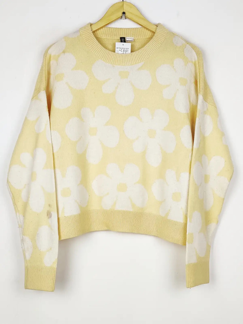 Buy online pre-used pre-loved 100% authentic & Original branded H&M (WT-10581) available in Pakistan. Top international brands avilable.